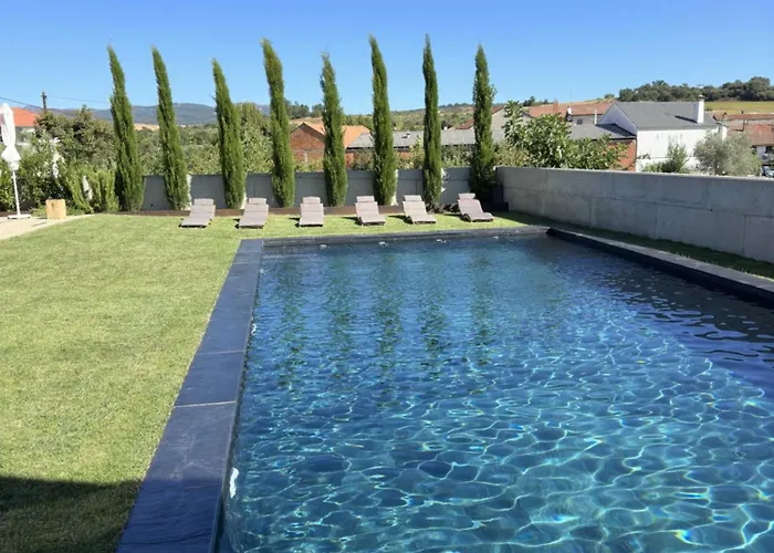 فيلة Pe Azul - Turismo Em Espaco Rural - Parque Natural De Montesinho *